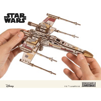 Ugears 3D drevená mechanická skladačka Star Wars Luke Skywalker X-Wing stíhačka