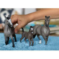 SCHLEICH Horse Club® 13957 Kôň Selle Français - žriebä