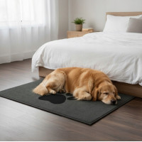 Koberec pre psov PUPIL PAD 50x80 cm - šedý