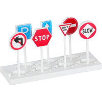 Transportné lietadlo + 3 hasičské vozidlá