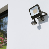 Solight LED reflektor so senzorom TOP, 30W, max. 3900lm, 3CCT, voliteľný výkon 100/66%, IP65, rýchlospojka