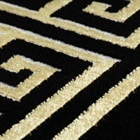 Kusový koberec Allure 1968 black/gold