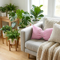 Dekoračný vankúš GLAM 30x50 cm - biele/ružové pruhy