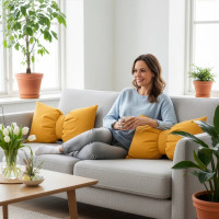 Dekoračný vankúš GLAM 30x50 cm - žltý