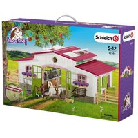 Stajňa s koňmi a príslušenstvom v pastelových farbách