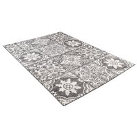 Kusový koberec ETHNIC čierny - typ A