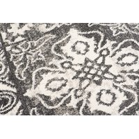 Kusový koberec ETHNIC čierny - typ A