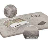 Kusový koberec RABBIT DELUXE - svetlo šedý - imitácia králičej kožušiny