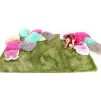 Detský plyšový koberec TMAVO ZELENÝ