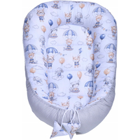 Obojstranné hniezdočko (kokon) pre bábätko - PREMIUM set 7v1 - Prechádzka v oblakoch s tmavomodrou minky