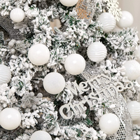 Vianočné závesné banky na stromček - 3 veľkosti - 6 druhov - 36 ks - biele