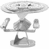 METAL EARTH 3D puzzle Star Trek: USS Enterprise NCC-1701-D