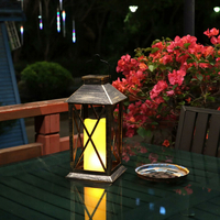 Dekoračný LED lampáš so sviečkou - 27 cm - plastový - 3x AAA