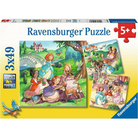 RAVENSBURGER Puzzle Malé princezné 3x49 dielikov