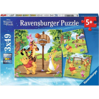 RAVENSBURGER Puzzle Medvedík Pú 3x49 dielikov