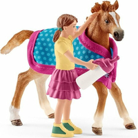 SCHLEICH Horse Club® 42361 Žriebä s dievčaťom a príslušenstvom