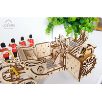 UGEARS 3D puzzle Kráľovský kočiar 290 dielikov