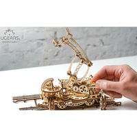 UGEARS 3D puzzle Železničný žeriav - manipulátor 354 dielikov