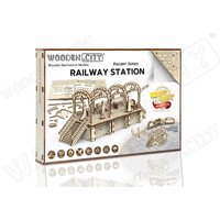 WOODEN CITY 3D puzzle Železničná stanica 175 dielov