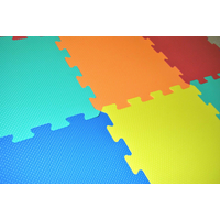 SUN TA TOYS Penové puzzle farebné S4 (30x30)