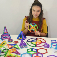 MAGFORMERS Geometria 3: 2D a 3D - box 122 dielikov
