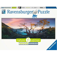 RAVENSBURGER Panoramatické puzzle Sírnaté jazero na kopci Ijen, Jáva 1000 dielikov