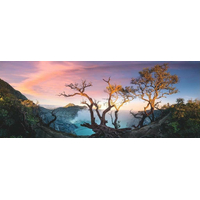 RAVENSBURGER Panoramatické puzzle Sírnaté jazero na kopci Ijen, Jáva 1000 dielikov