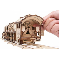 UGEARS 3D puzzle Lokomotíva V-Express s vagónom 538 dielikov