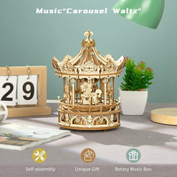 ROBOTIME Roker 3D drevené puzzle Romantický kolotoč 336 dielikov