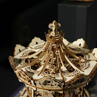 ROBOTIME Roker 3D drevené puzzle Romantický kolotoč 336 dielikov