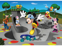 Detská fototapeta DISNEY - Mickey Mouse s kamarátmi na skejtoch - 155x110 cm