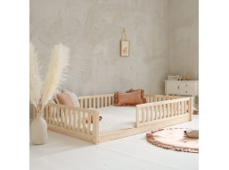 Detská Montessori posteľ z masívu borovice Basic LOVE - 200x140 cm