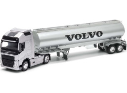 Welly VOLVO FH OIL TANKER 1:32 strieborné