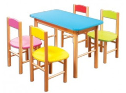 Detský drevený stolček z masívu - ružový