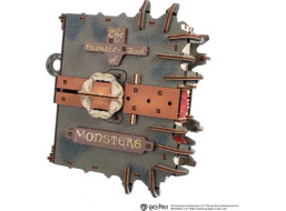 Ugears 3D drevená mechanická skladačka Harry Potter Monster Book of Monsters