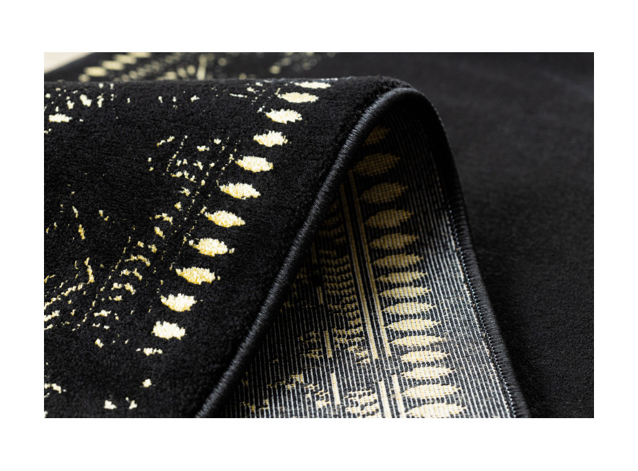 Behúň Gloss 408C 86 geometric black/gold