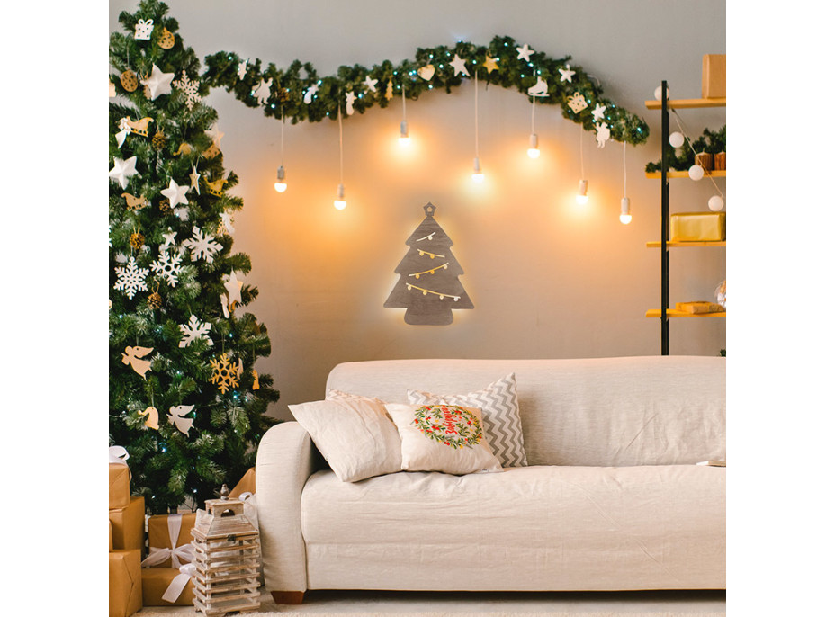 LED nástenná dekorácia vianočný stromček