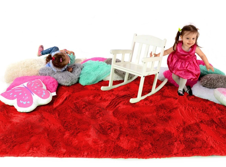 Plyšový detský koberec ČERVENÝ
