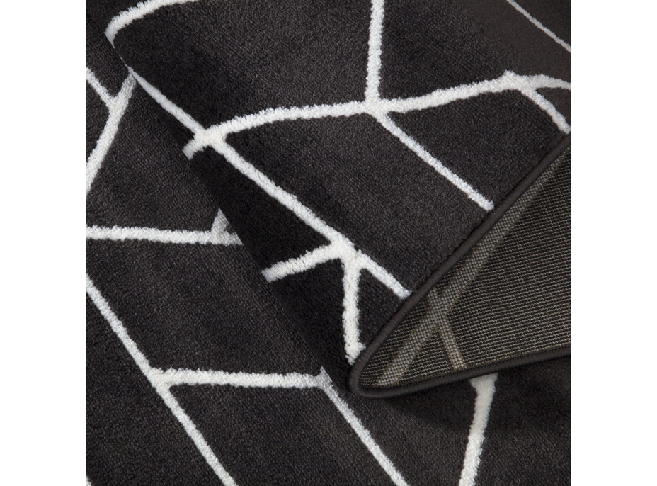 Kusový koberec Helsinki 183 Dark-grey