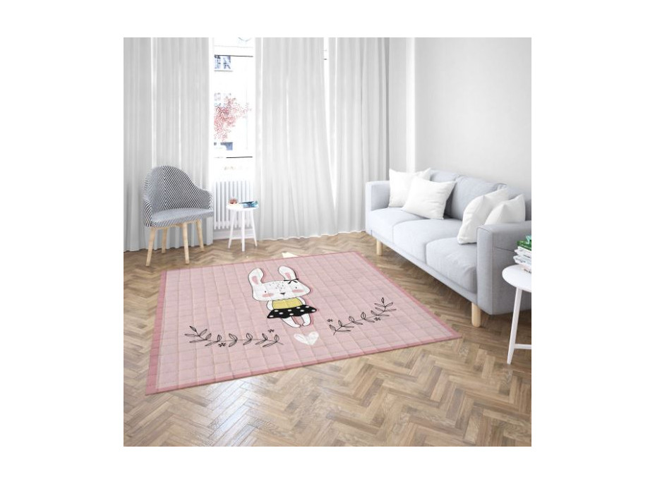 Detská prešívaná podložka KRÁLIČICA - 120x120 cm - ružová