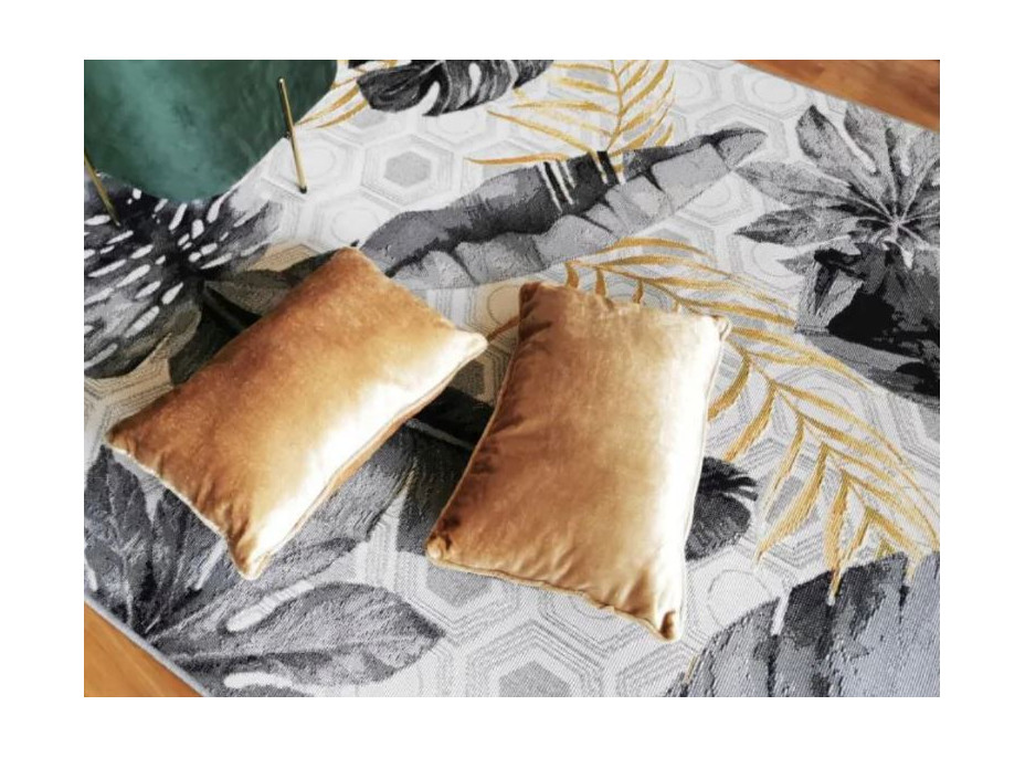 Kusový koberec JUNGLE listy - šedý/žltý