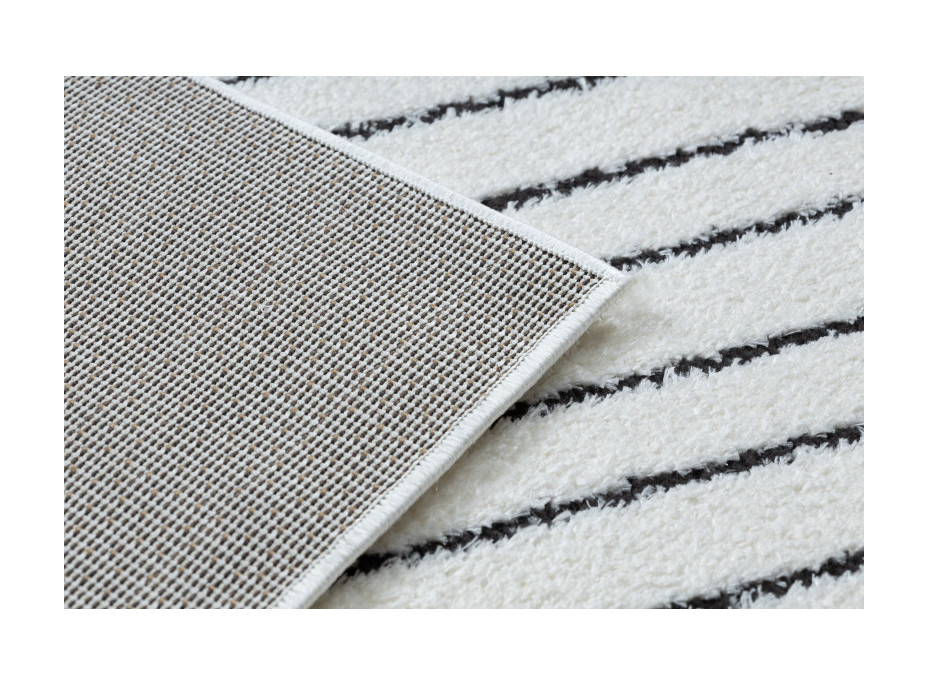 Kusový koberec Mode 8587 geometric cream/black