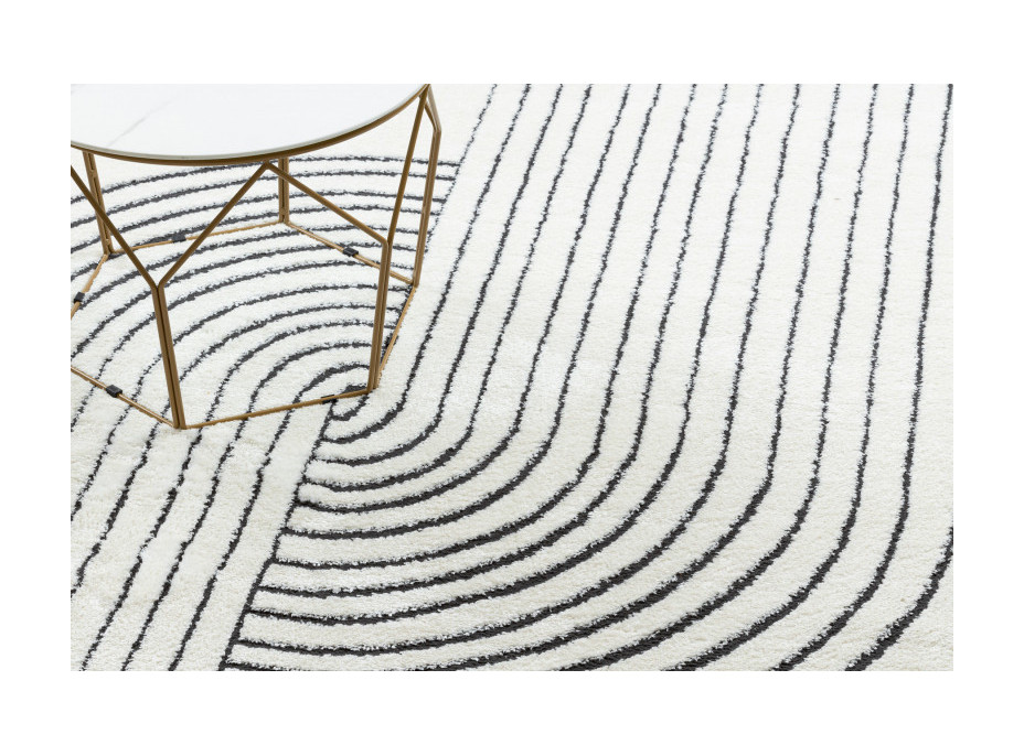 Kusový koberec Mode 8587 geometric cream/black