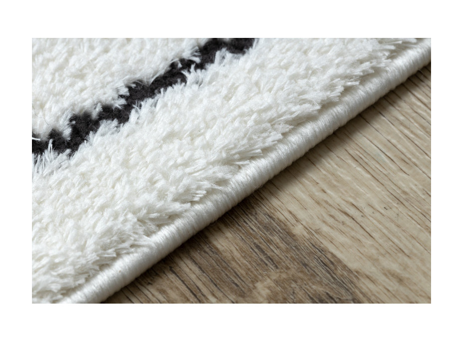 Kusový koberec Mode 8587 geometric cream/black