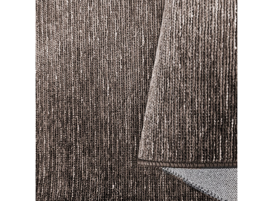 Kusový koberec MONDO 02 - hnedý