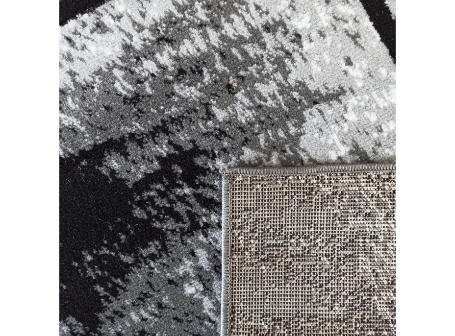 Kusový koberec HASTE Square - šedý/čierny