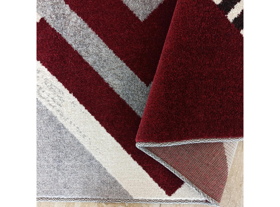 Kusový koberec WAVE geometria - šedý/červený