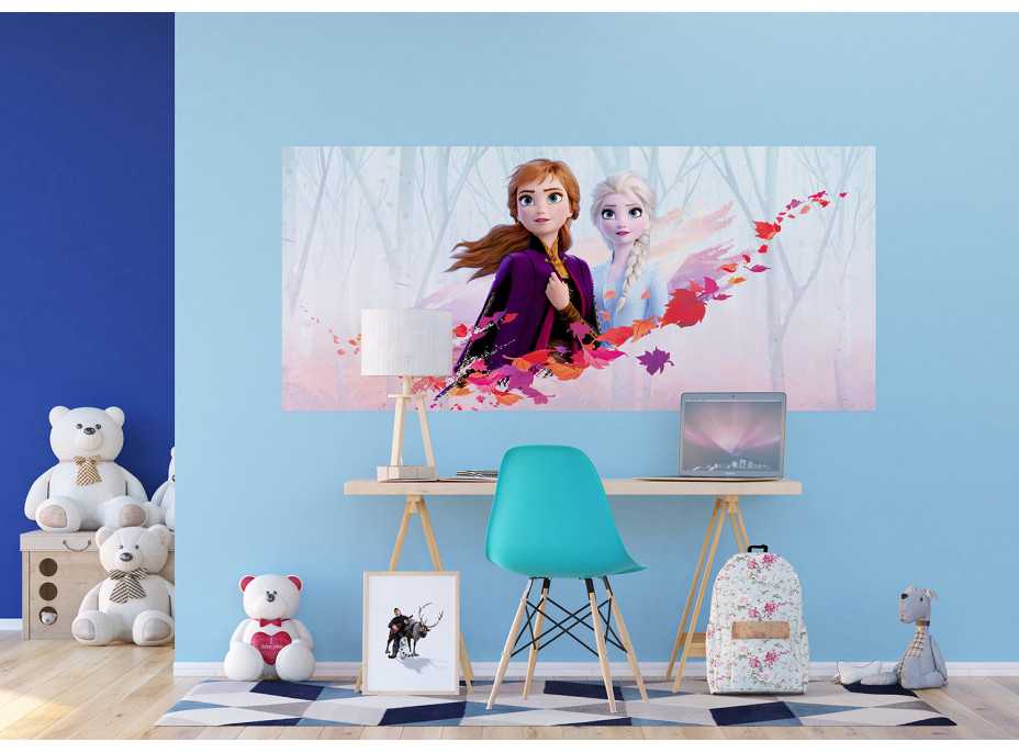 Detská fototapeta Disney - FROZEN - Anna a Elsa v jesennom vetre - 202x90 cm