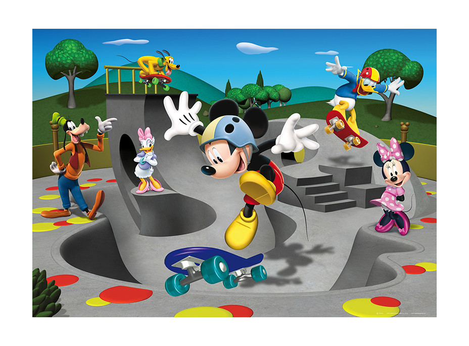 Detská fototapeta DISNEY - Mickey Mouse s kamarátmi na skejtoch - 155x110 cm