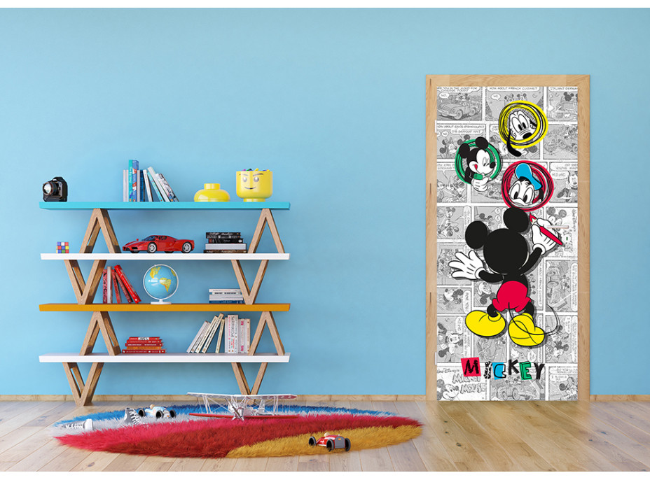 Detská fototapeta DISNEY - Mickey Mouse maľuje - 90x202 cm